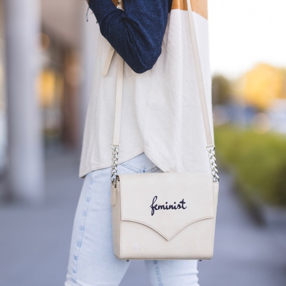 IsetNofret Abydossa feminist flap - Picture 2 of 3